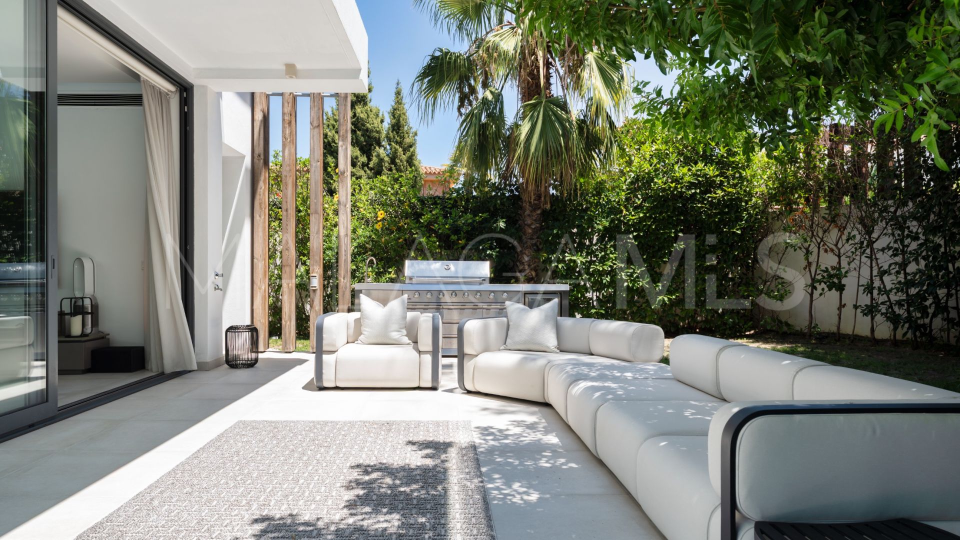 For sale 4 bedrooms villa in Arboleda