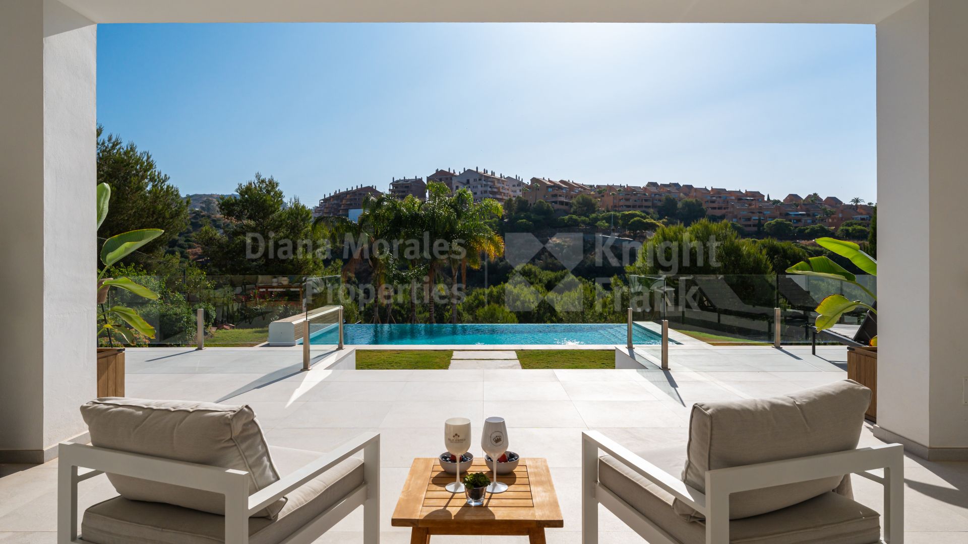 Elviria, Вилла Andrea, прекрасный семейный дом в Эльвирии