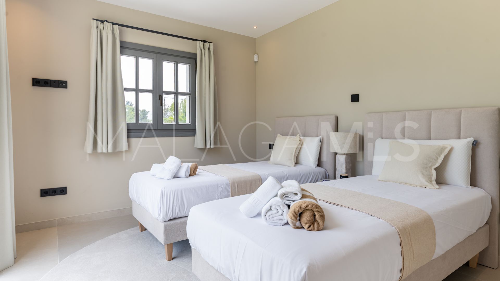 Villa for sale in Atalaya