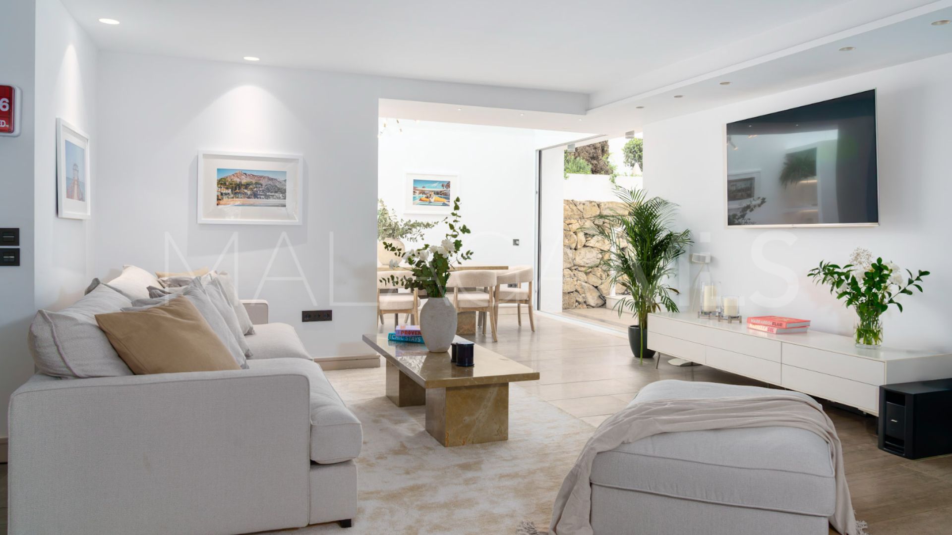 Villa for sale in La Campana