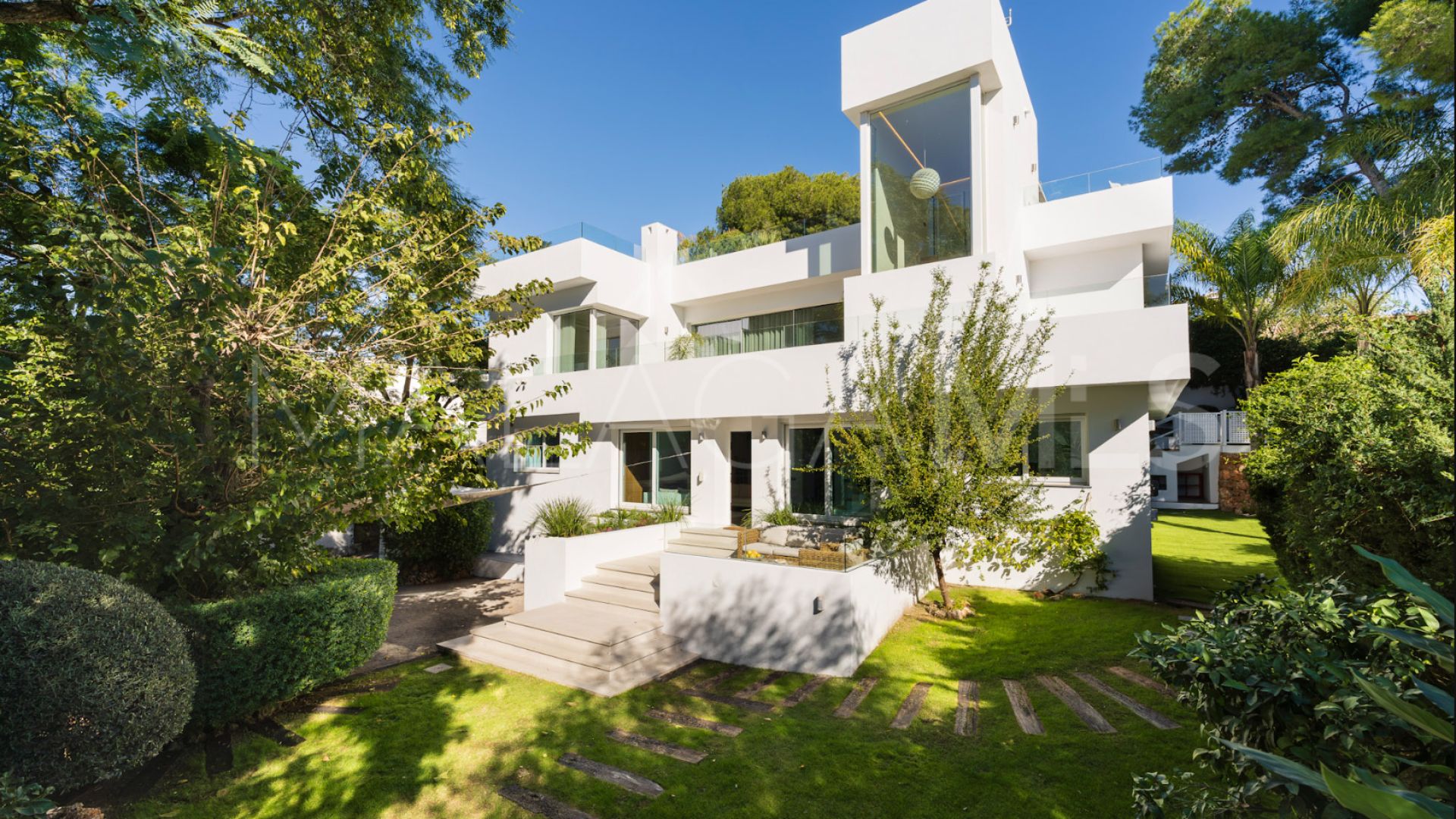 Villa for sale in La Campana