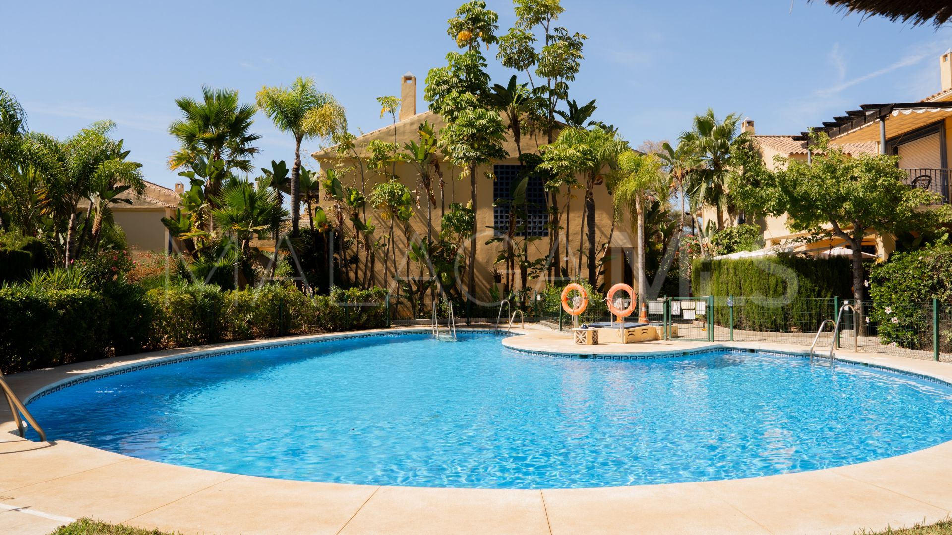 Radhus for sale in Azalea Beach