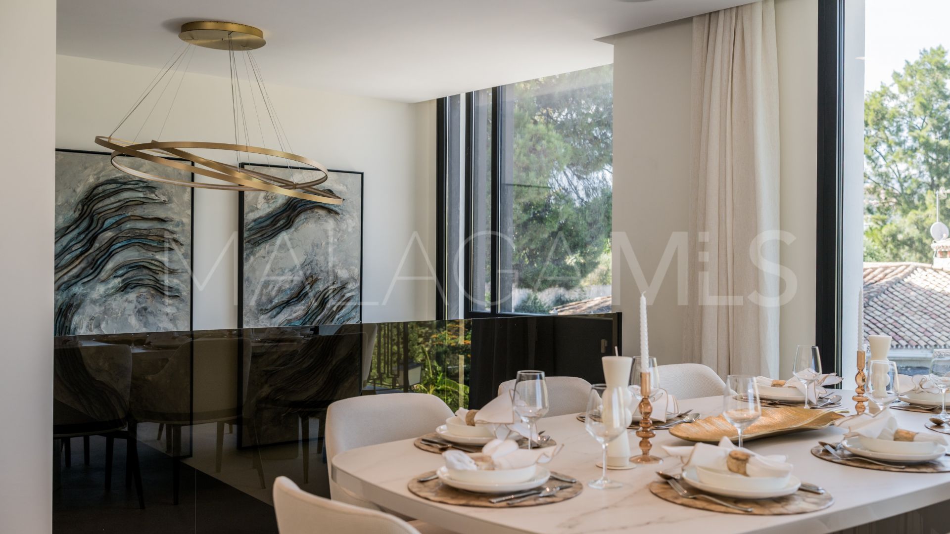 Villa for sale in Las Brisas