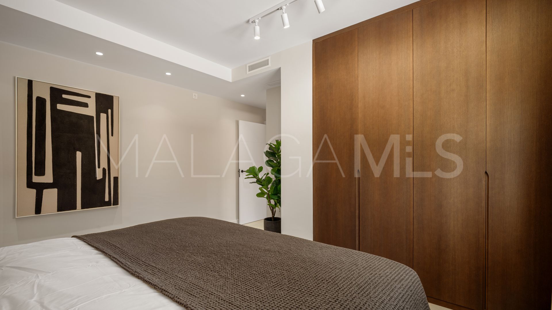 Maison de ville for sale in Azahara II