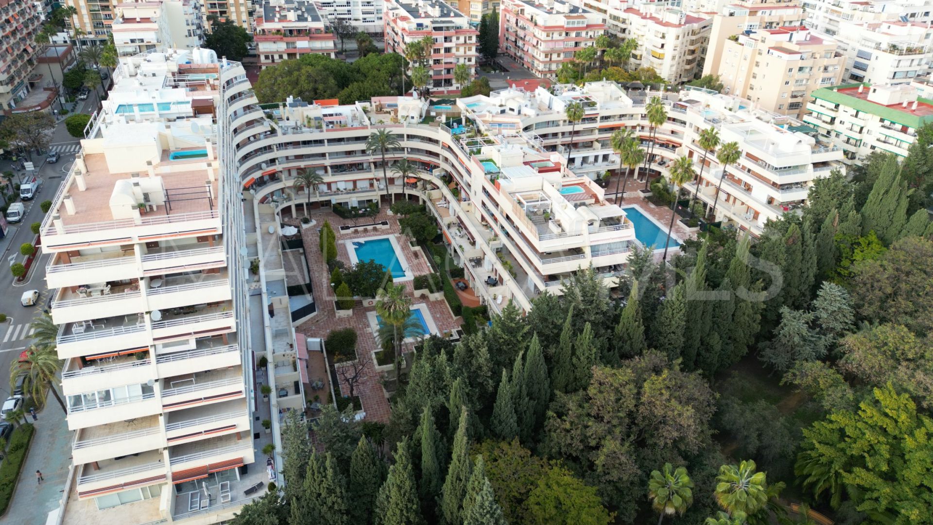 Se vende atico duplex in Marbella Centro