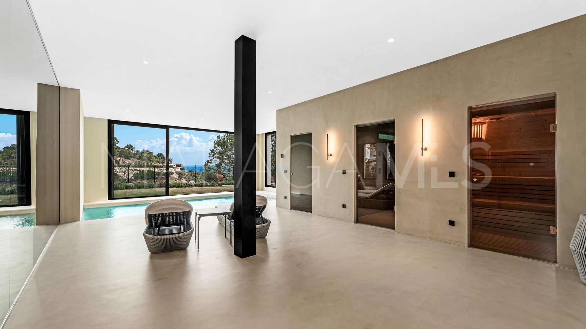 Villa a la venta with 6 bedrooms in El Madroñal