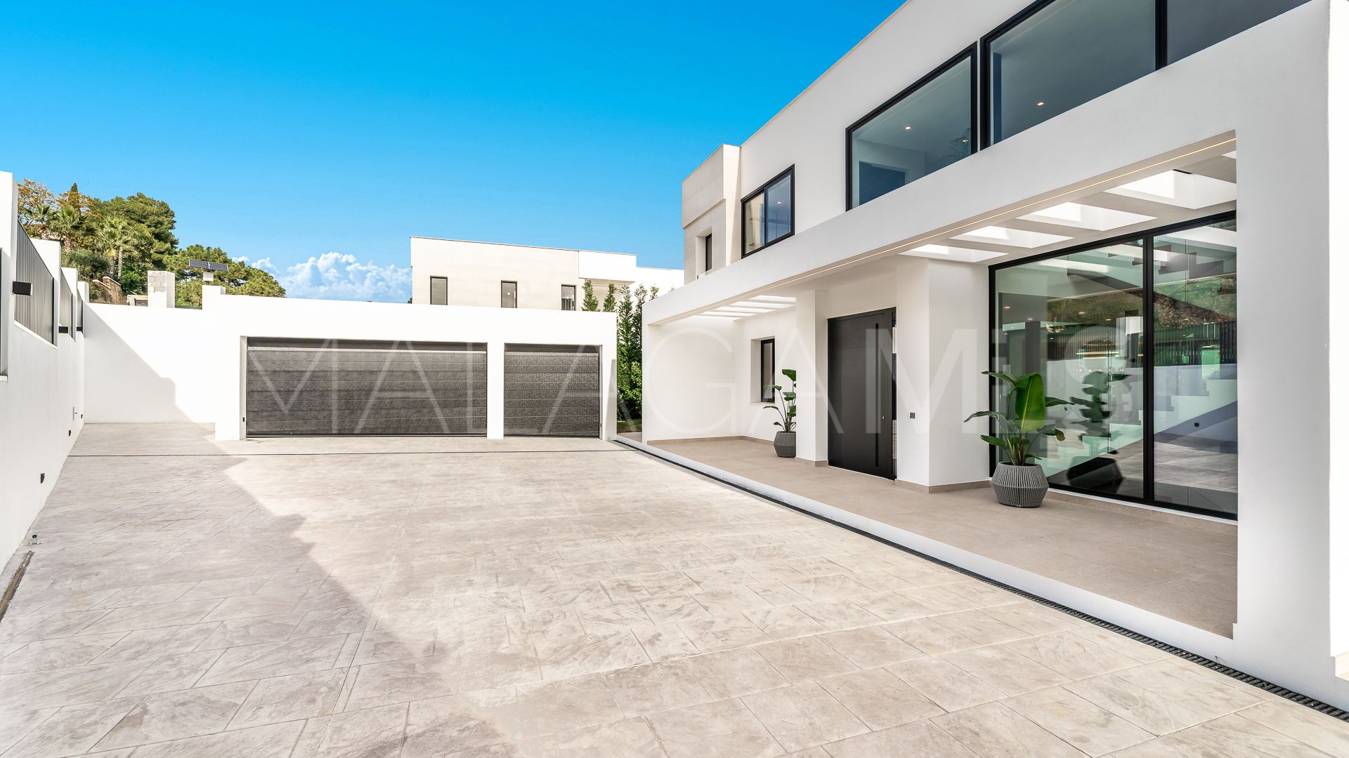Villa a la venta with 6 bedrooms in El Madroñal