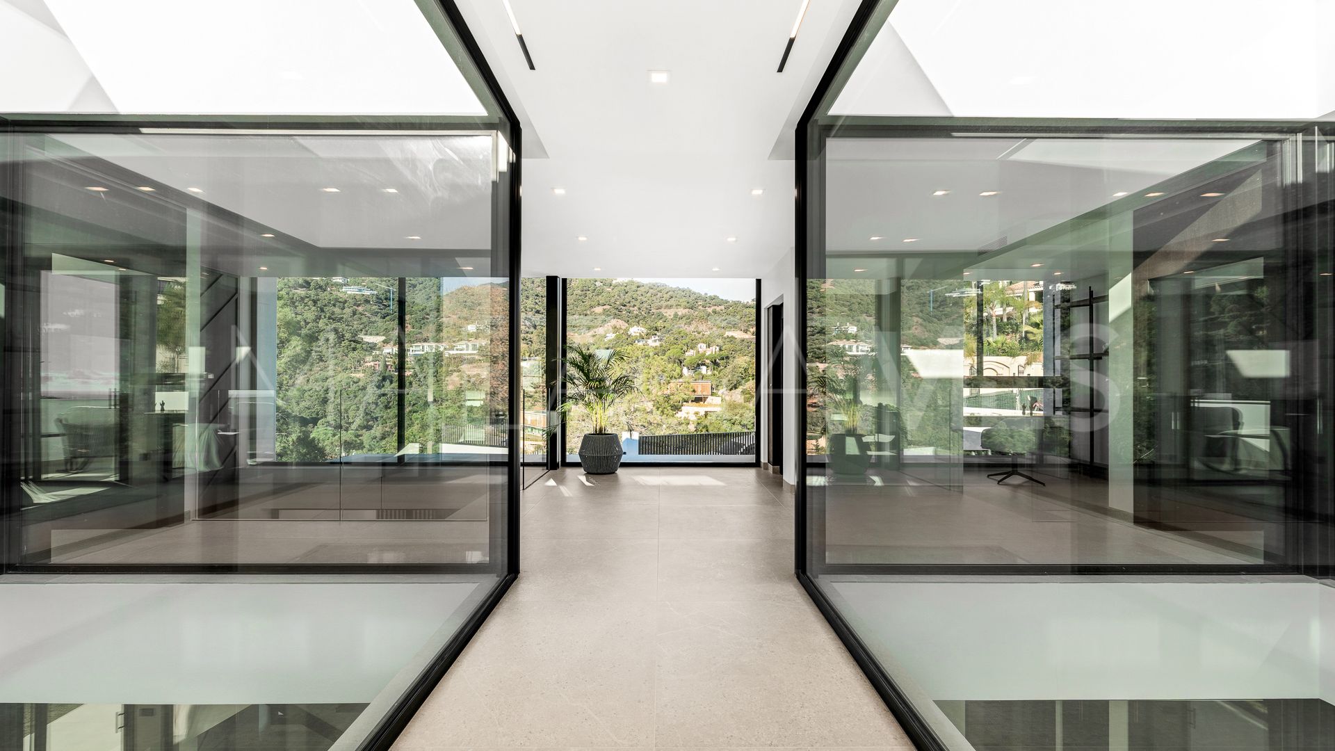 Villa a la venta with 6 bedrooms in El Madroñal
