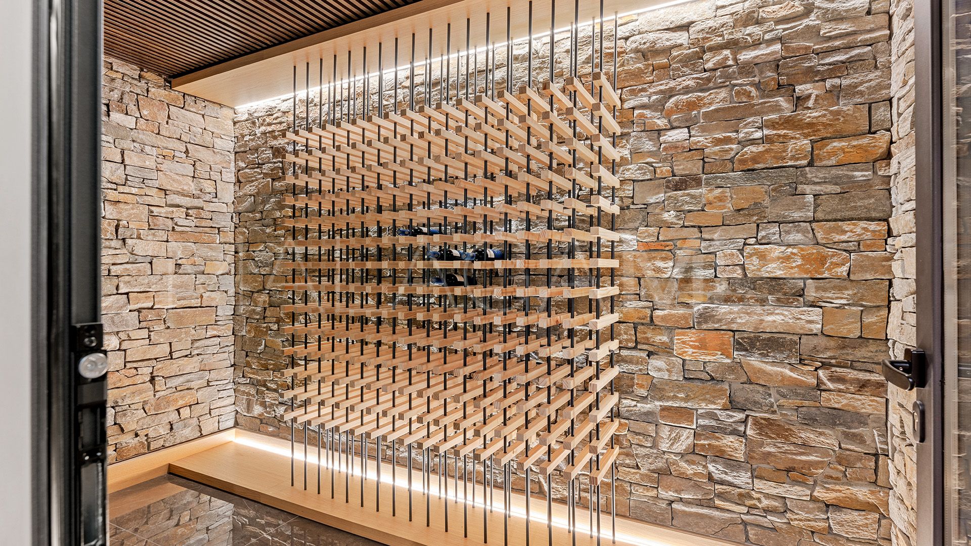 Villa for sale in Casablanca with 5 bedrooms