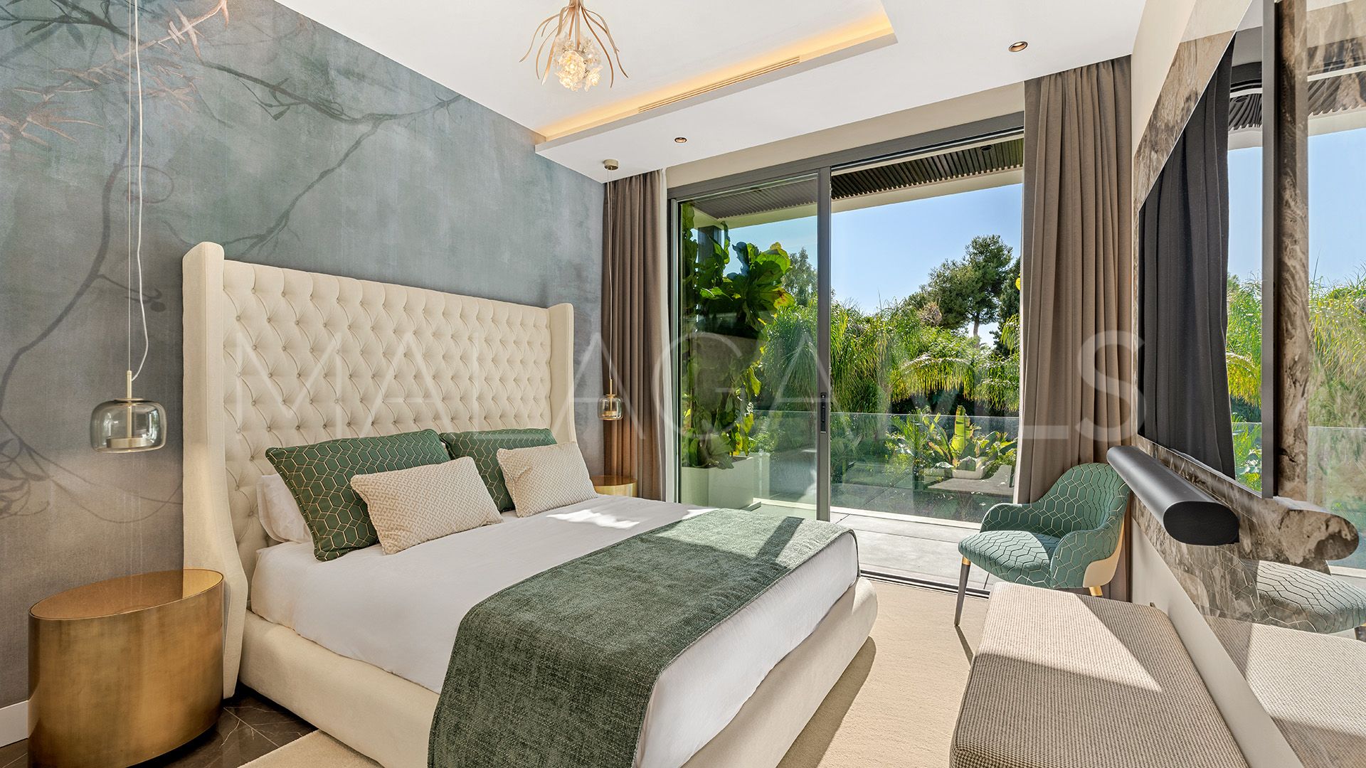 Villa for sale in Casablanca with 5 bedrooms