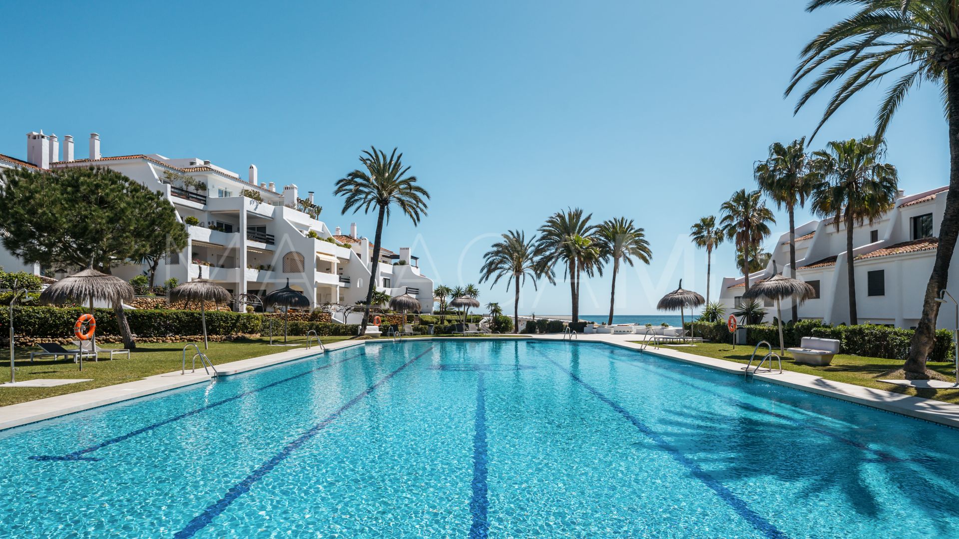 For sale 3 bedrooms ground floor apartment in Coral Beach