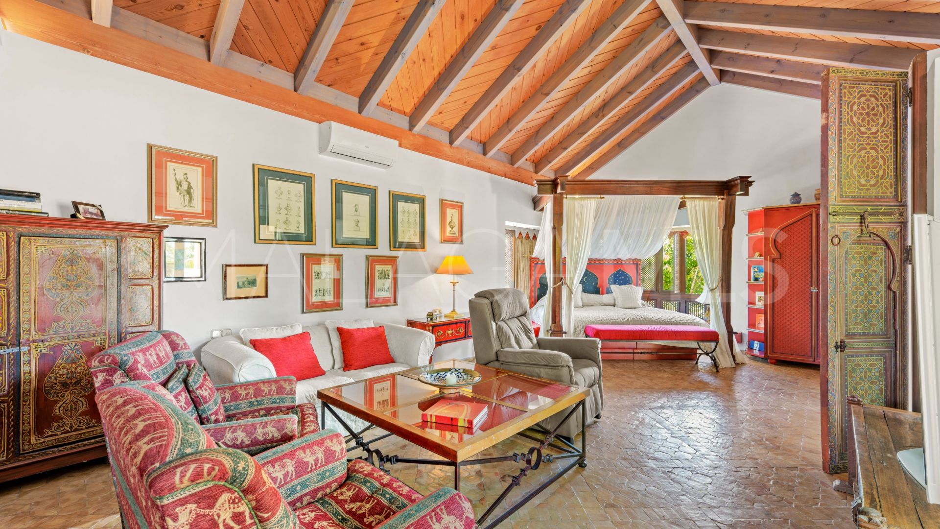 Altos del Rodeo villa for sale