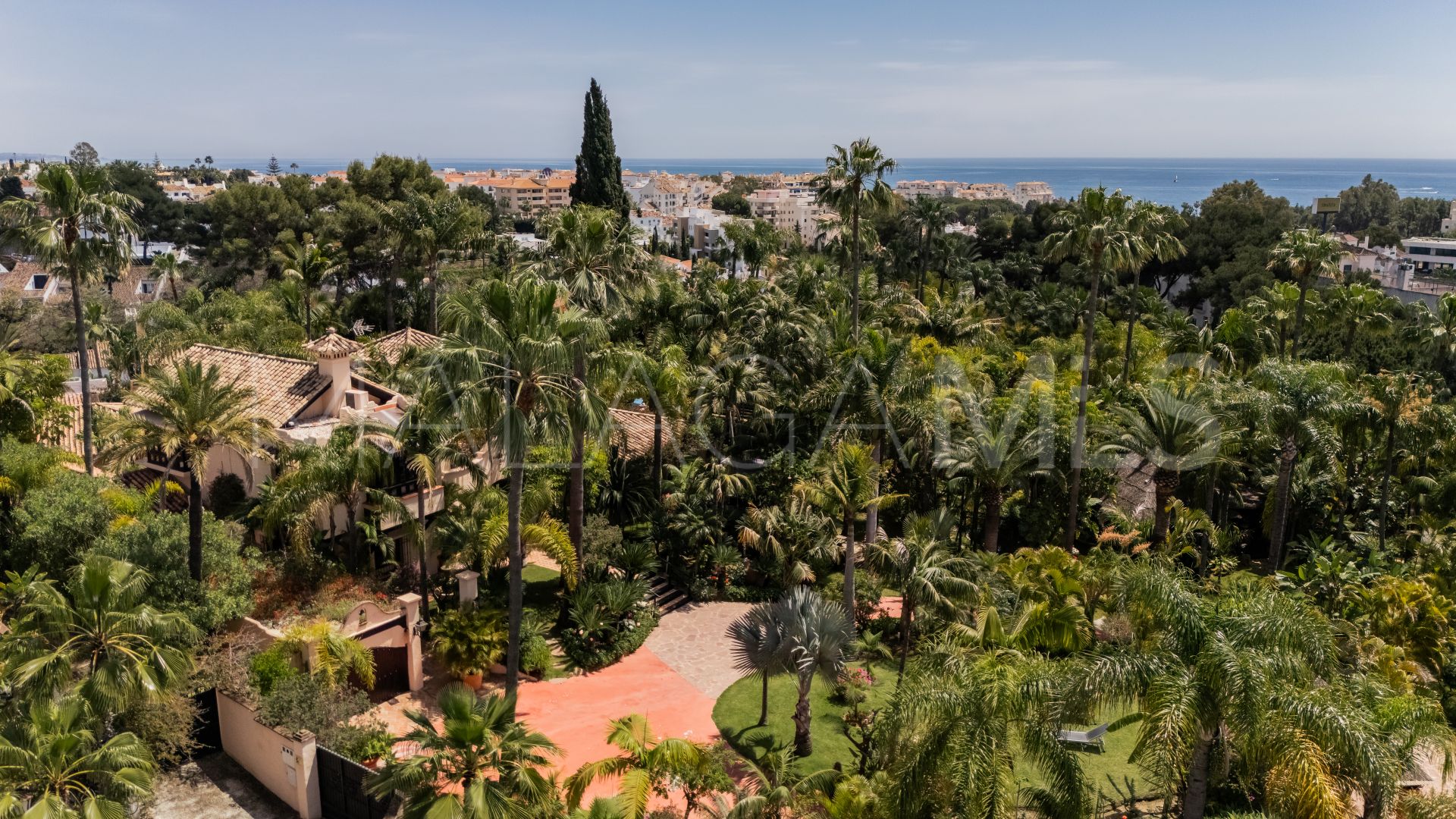 Altos del Rodeo villa for sale