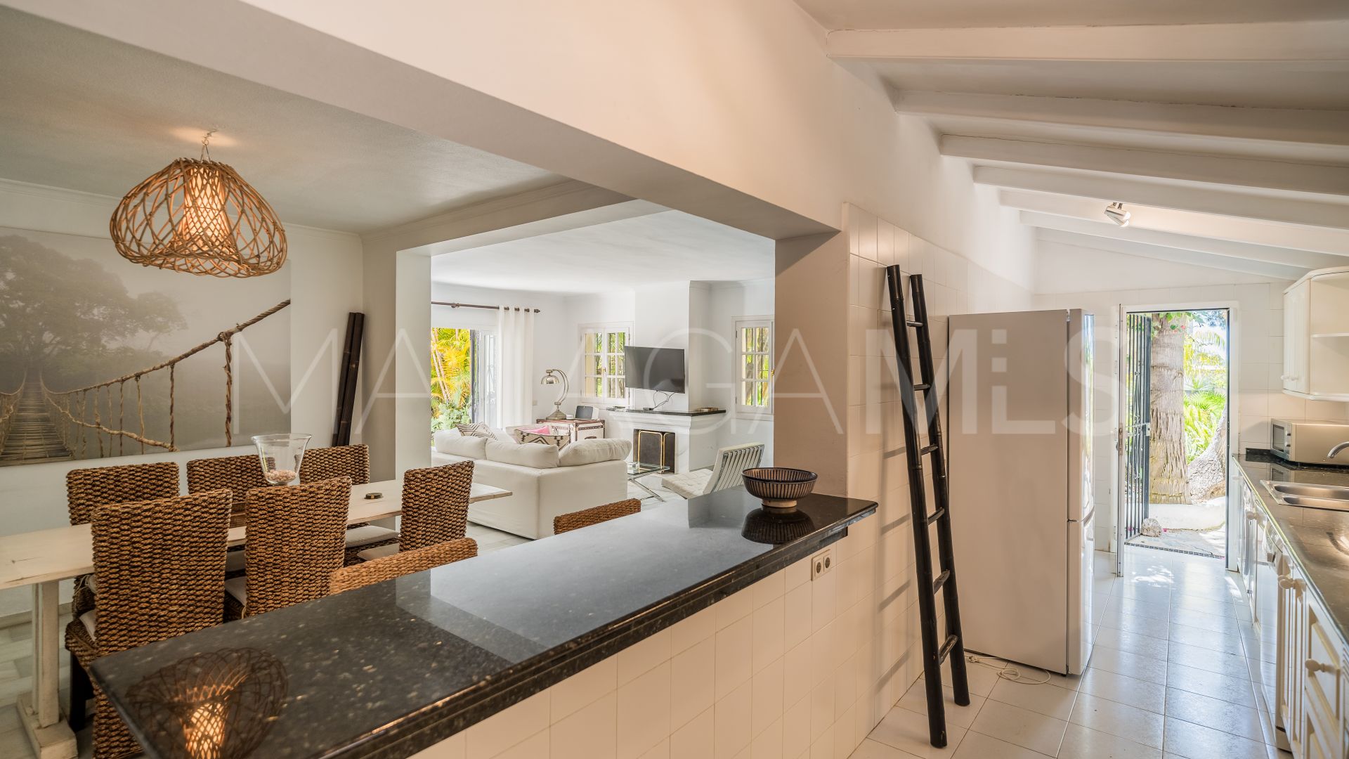 Altos del Rodeo villa for sale