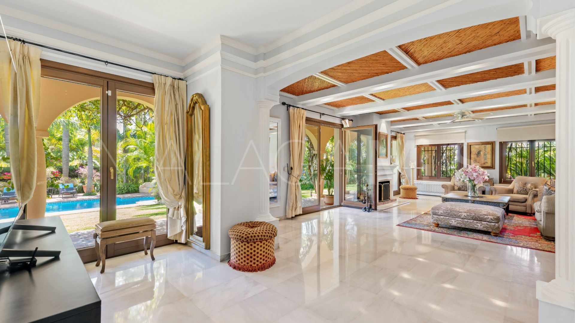Altos del Rodeo villa for sale