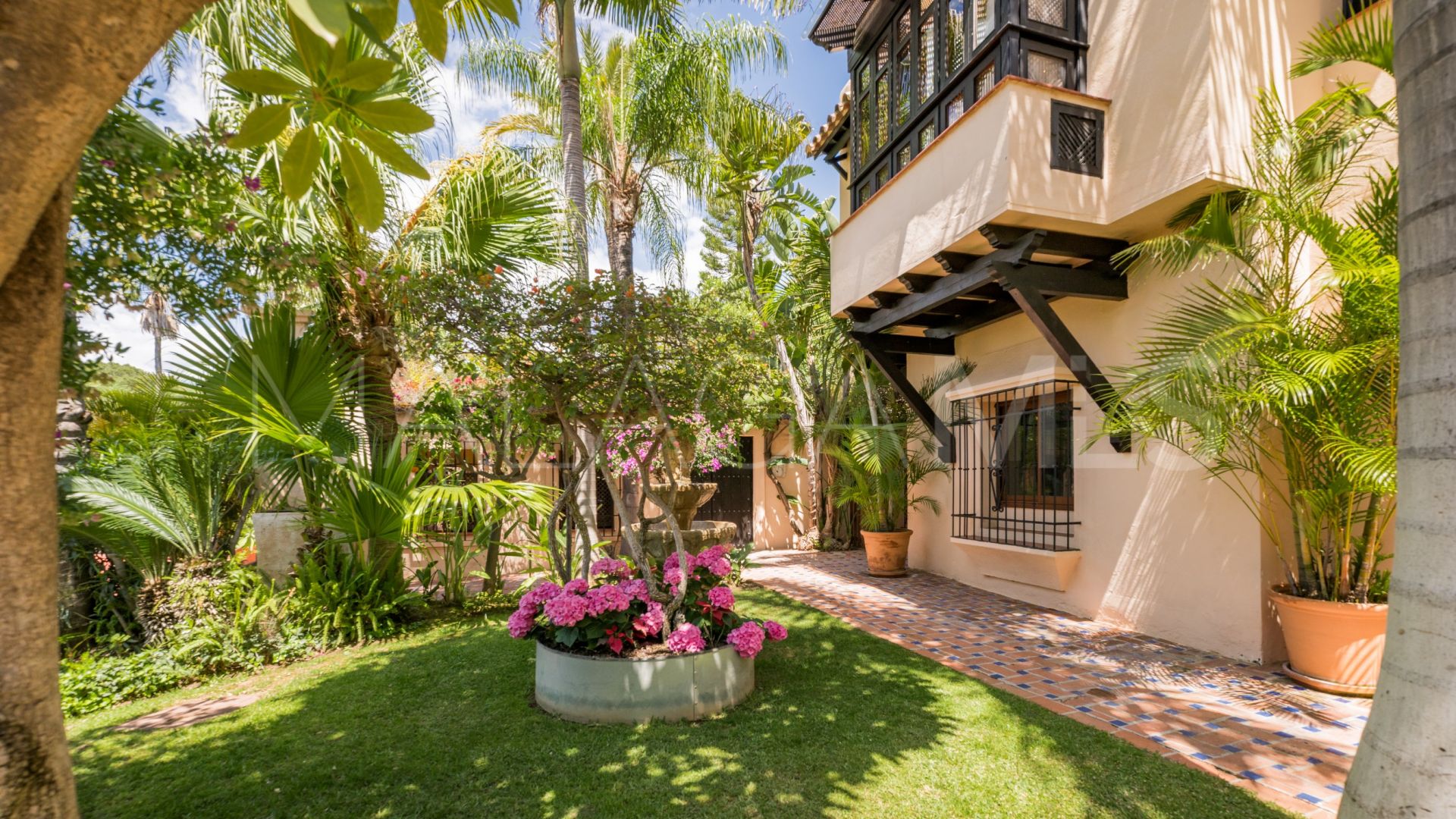 Altos del Rodeo villa for sale