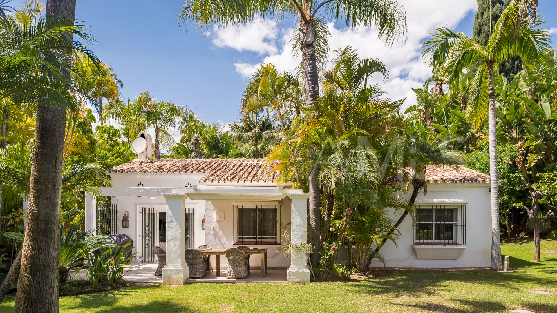 Altos del Rodeo villa for sale