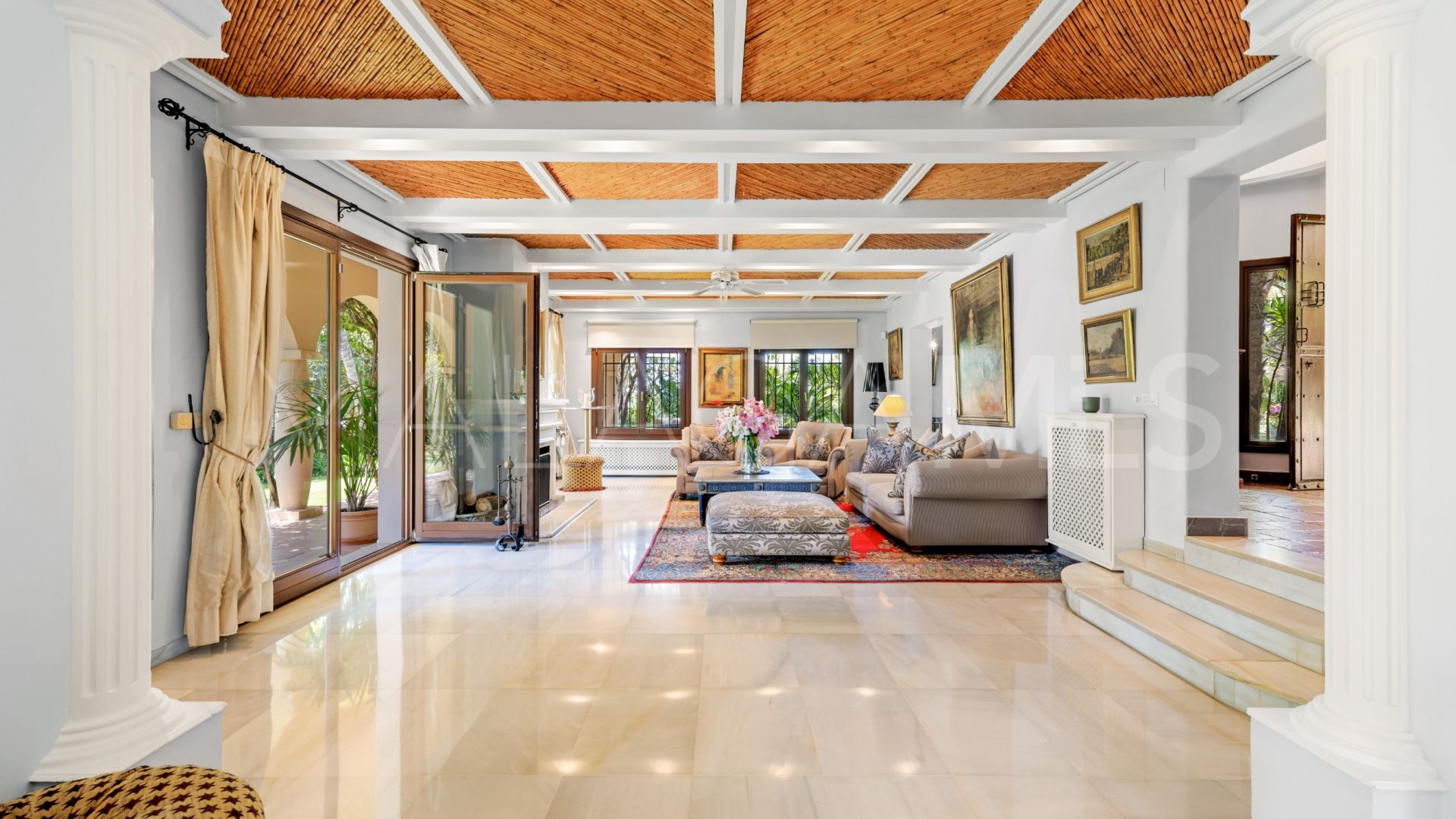 Altos del Rodeo villa for sale