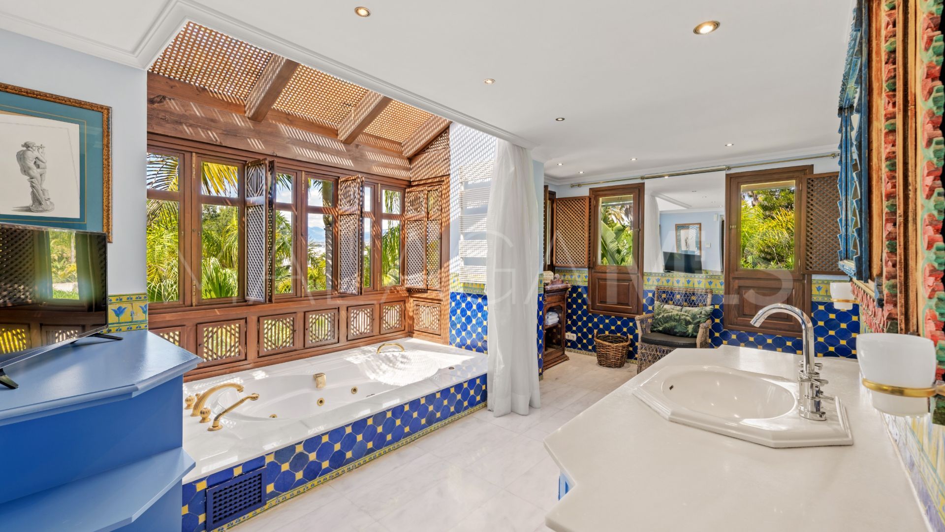Altos del Rodeo villa for sale