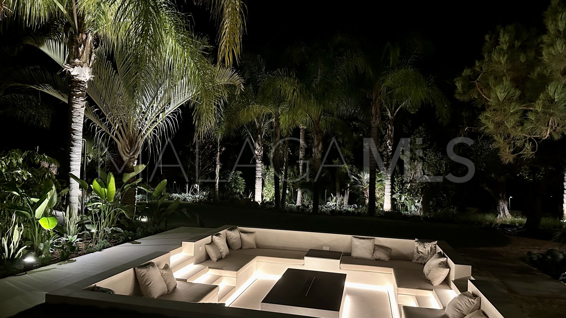 Villa for sale in Hacienda las Chapas