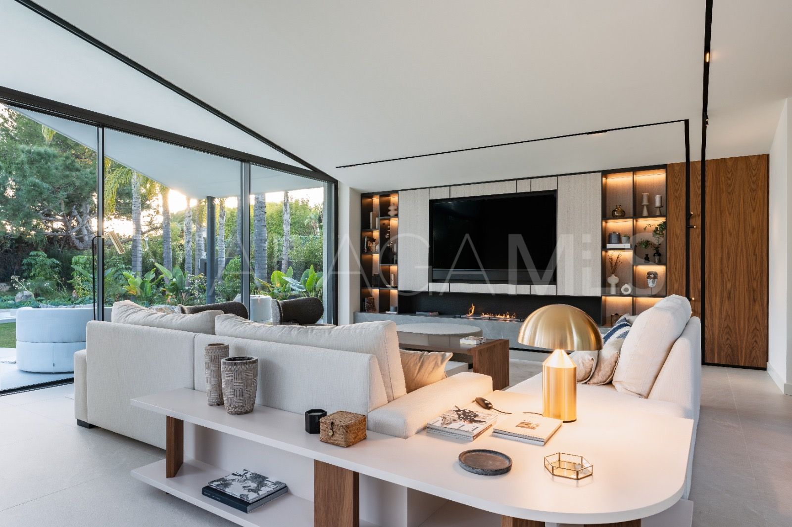 Villa for sale in Hacienda las Chapas