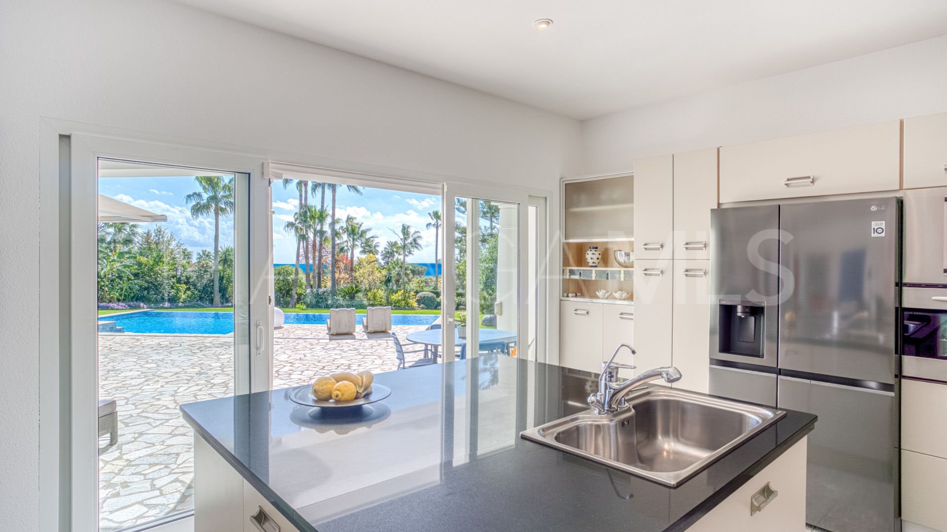 Villa for sale in Hacienda las Chapas