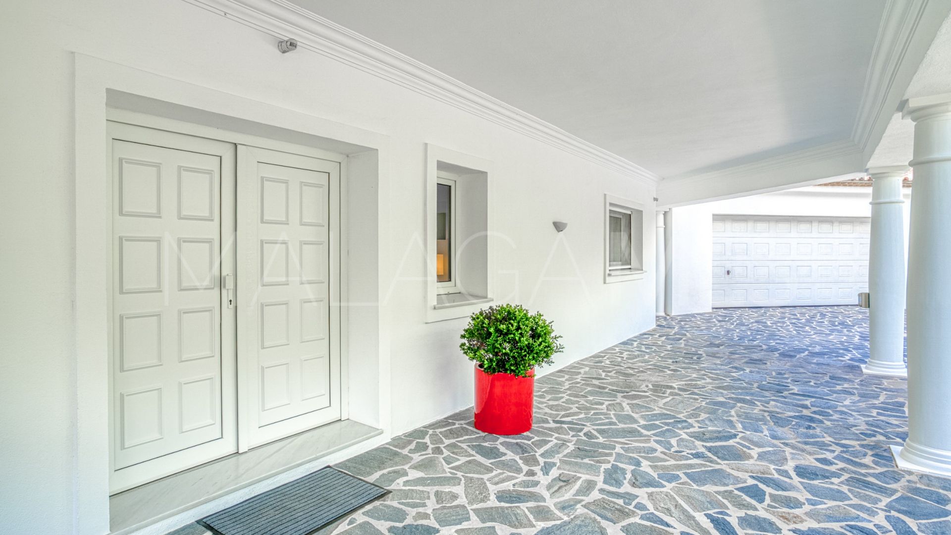 Villa for sale in Hacienda las Chapas