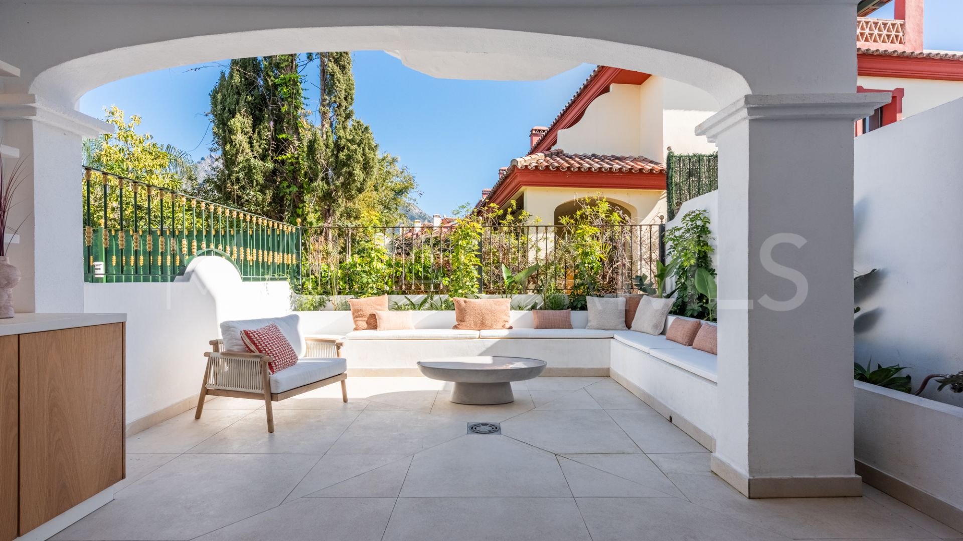 Radhus for sale in Arco Iris