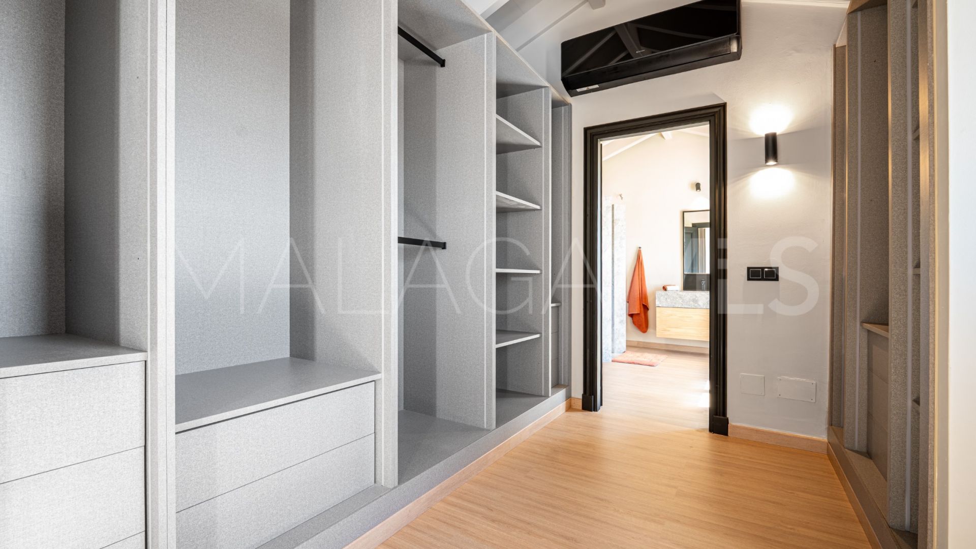 Duplex penthouse for sale in Monte Paraiso Country Club