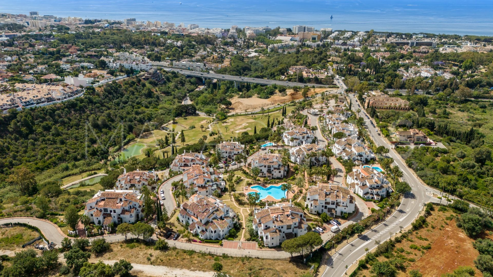 Duplex penthouse for sale in Monte Paraiso Country Club