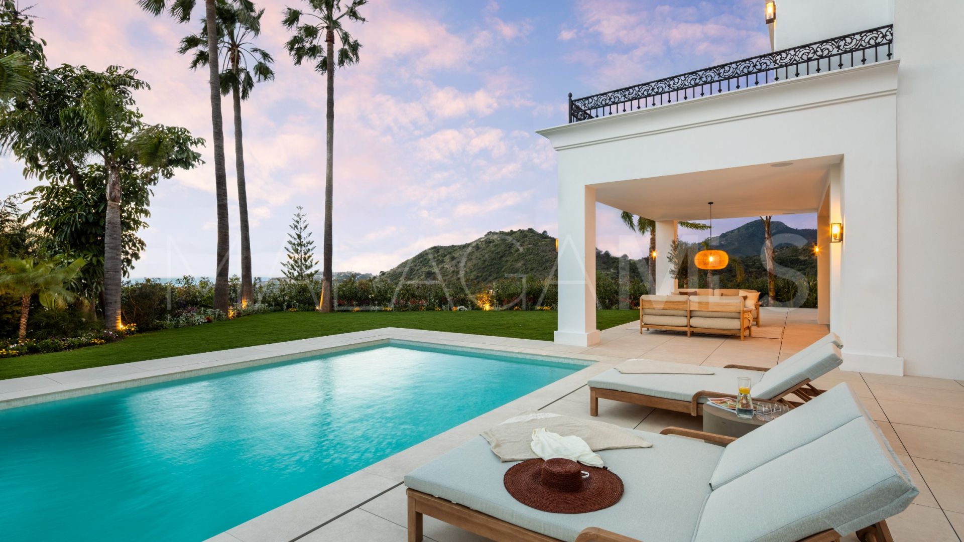 Villa for sale in Los Arqueros