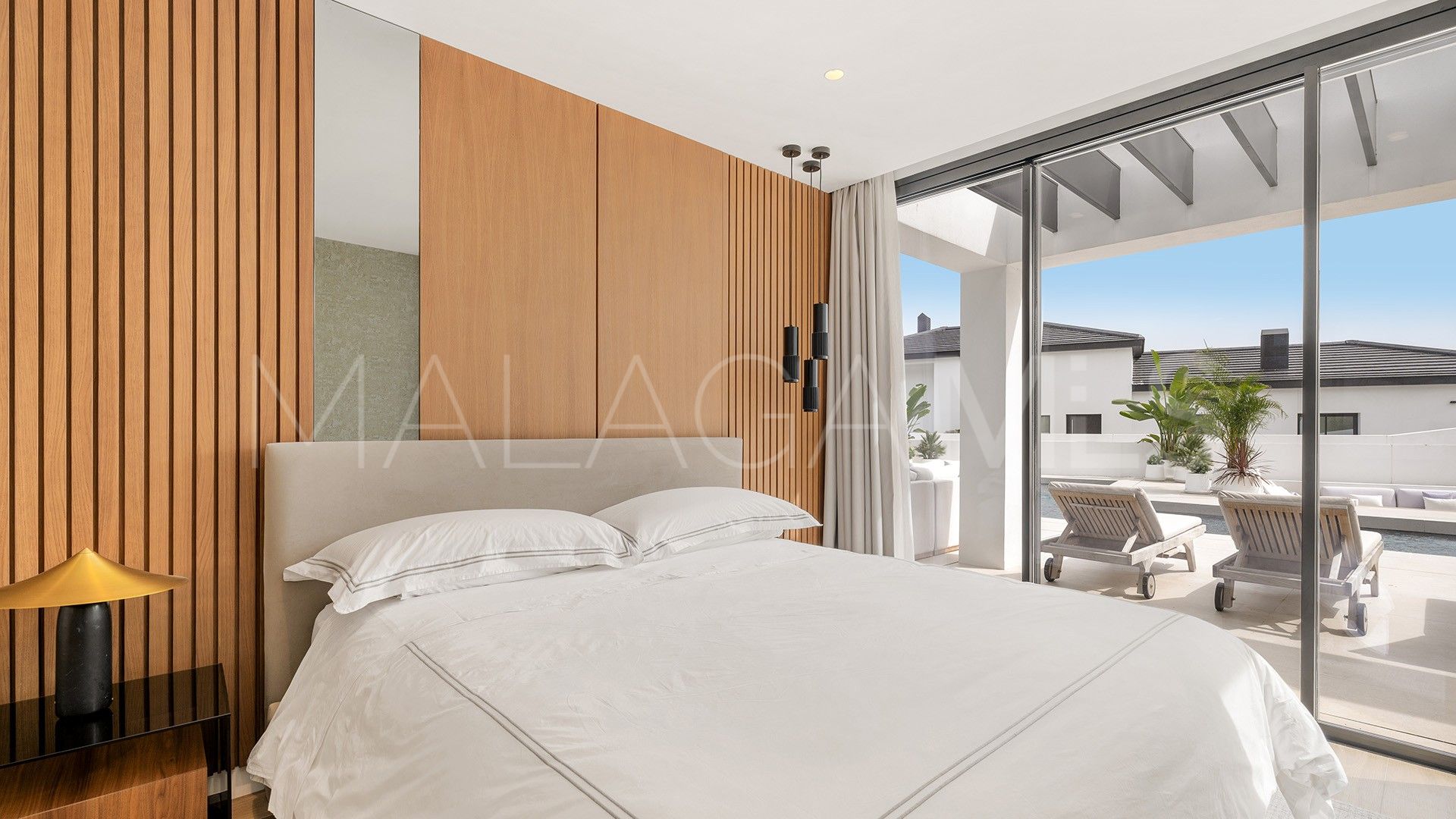 For sale Los Naranjos Golf 6 bedrooms villa