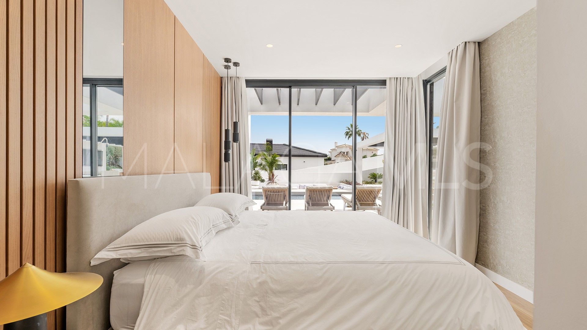 For sale Los Naranjos Golf 6 bedrooms villa