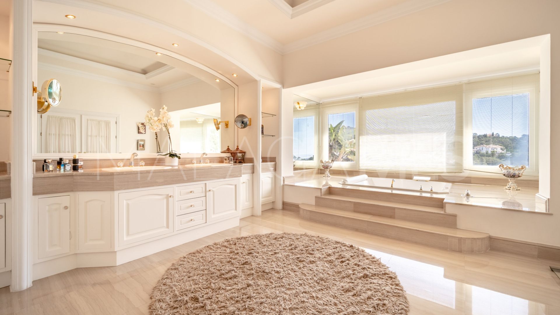 Villa with 5 bedrooms for sale in La Zagaleta