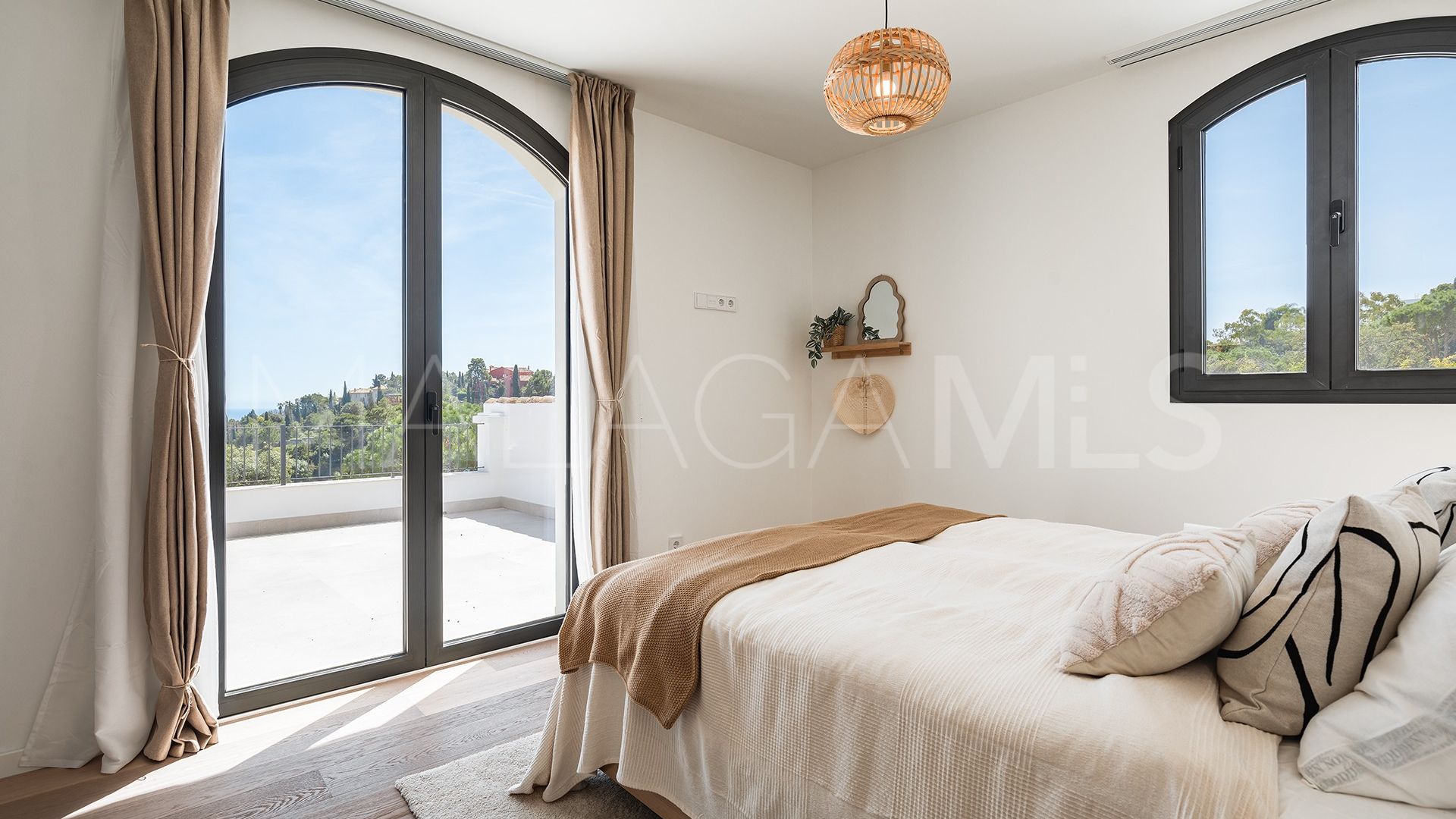 Villa for sale in El Madroñal
