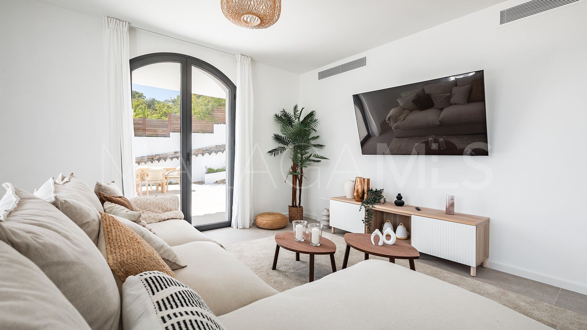 Villa for sale in El Madroñal