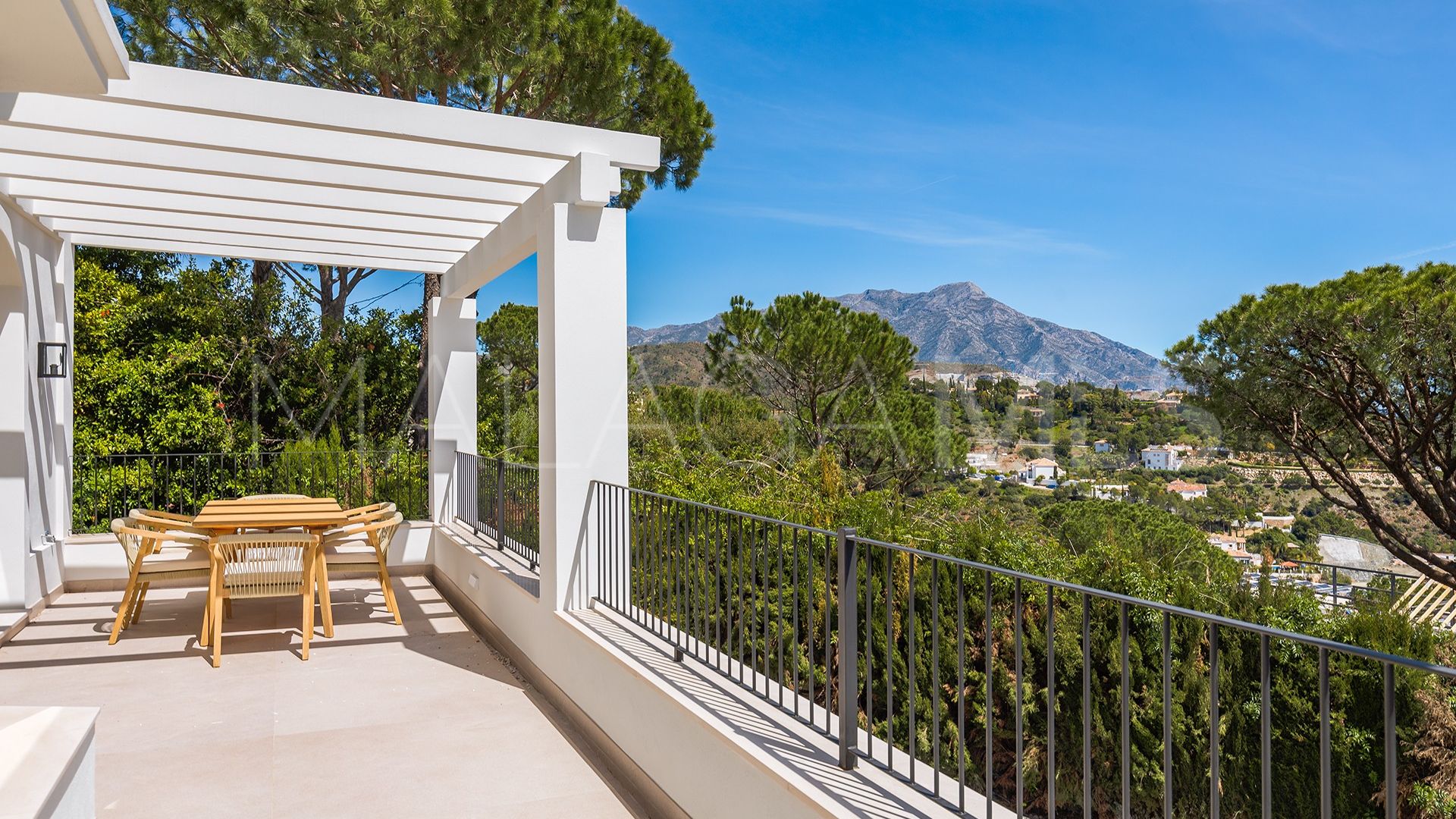 Villa for sale in El Madroñal