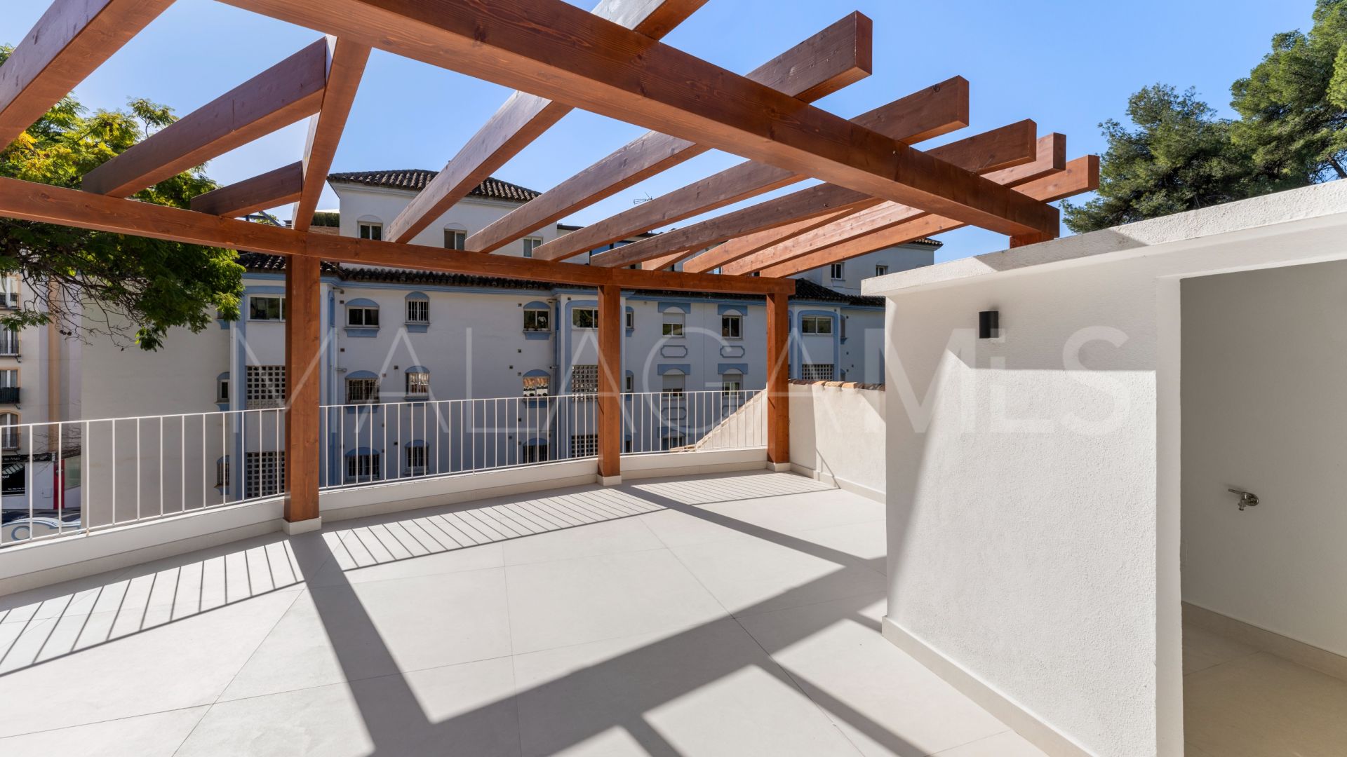 Buy villa in Marbella Centro de 3 bedrooms