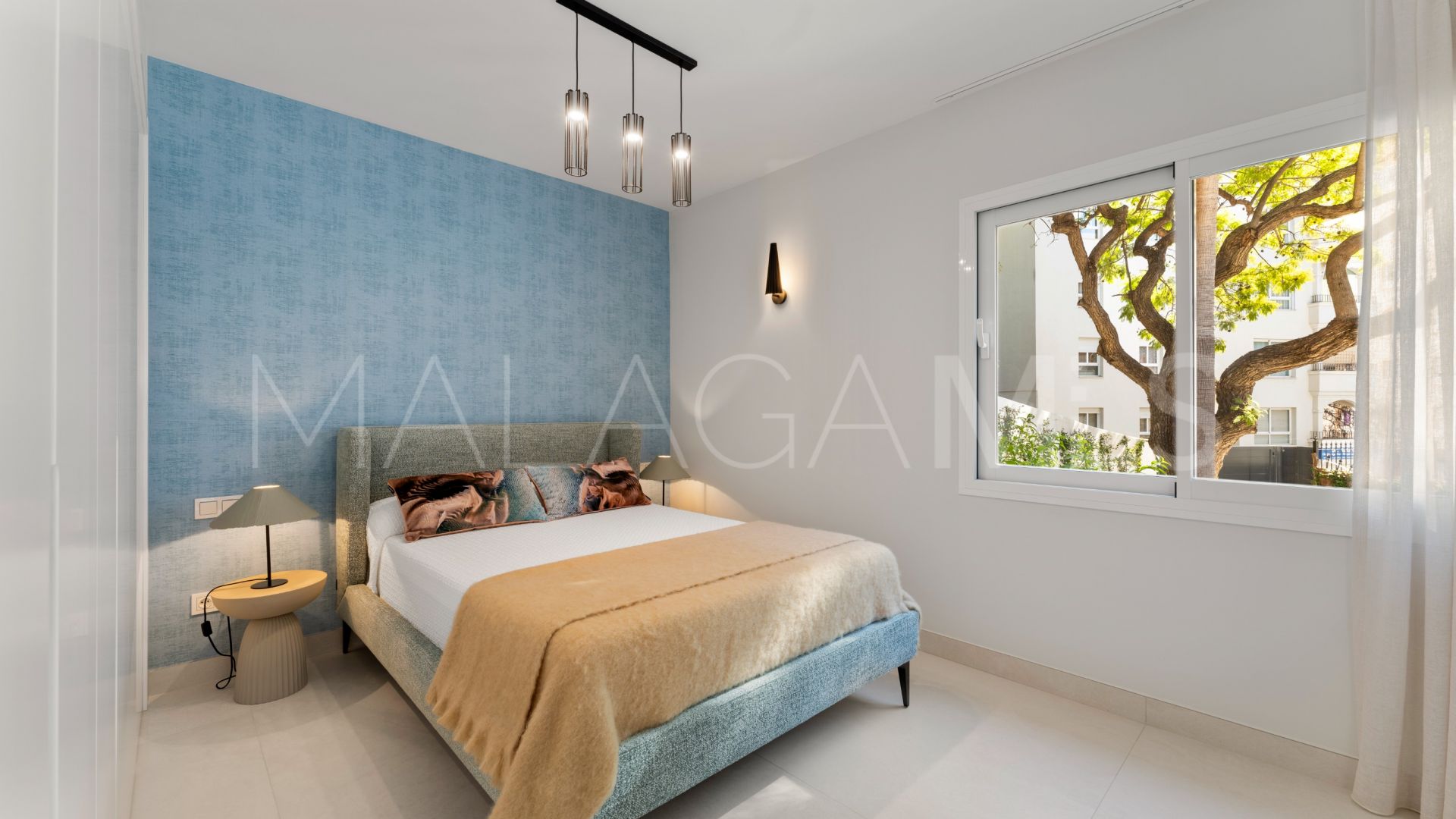Buy villa in Marbella Centro de 3 bedrooms