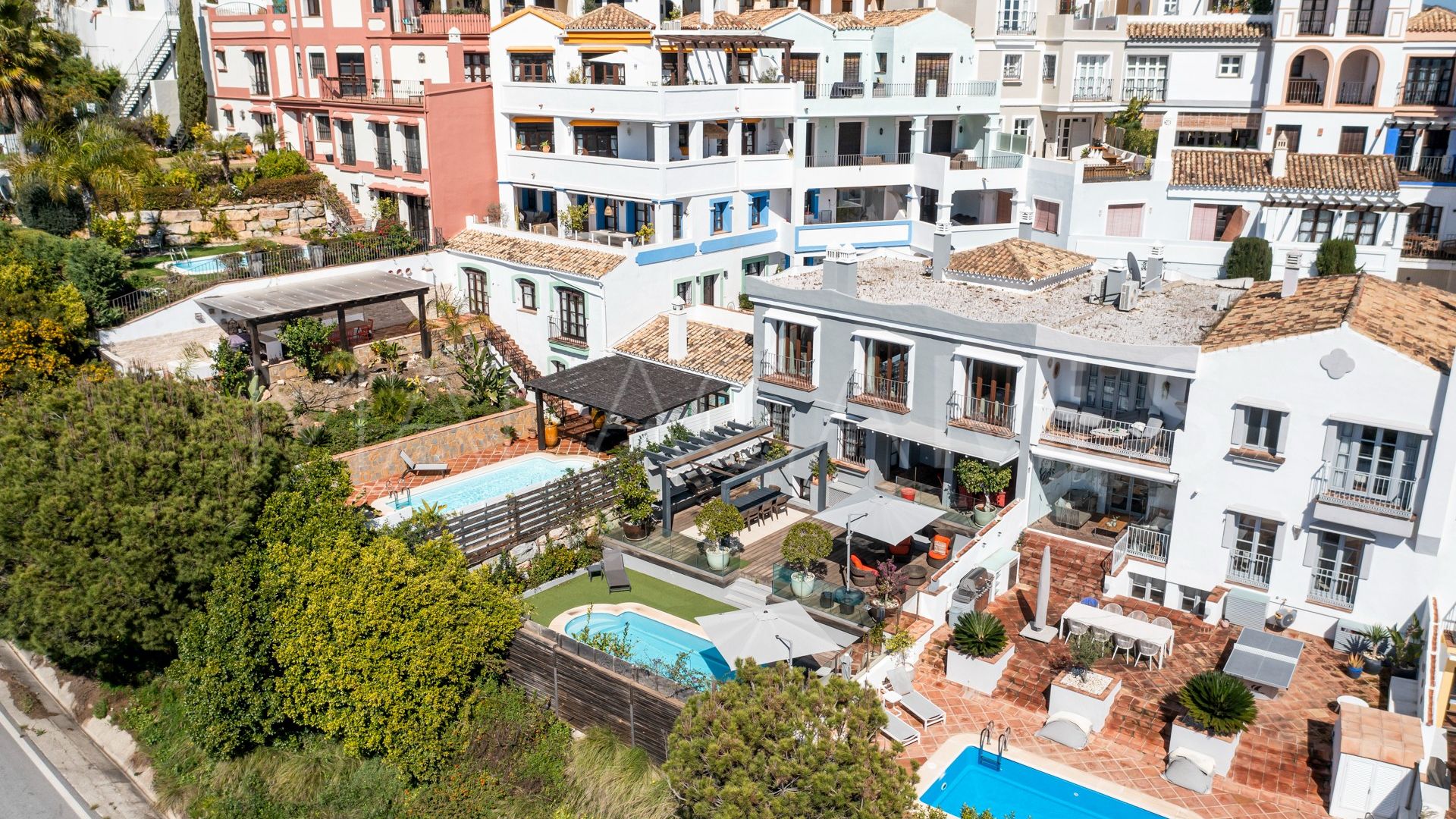 Town house for sale in La Heredia with 5 bedrooms