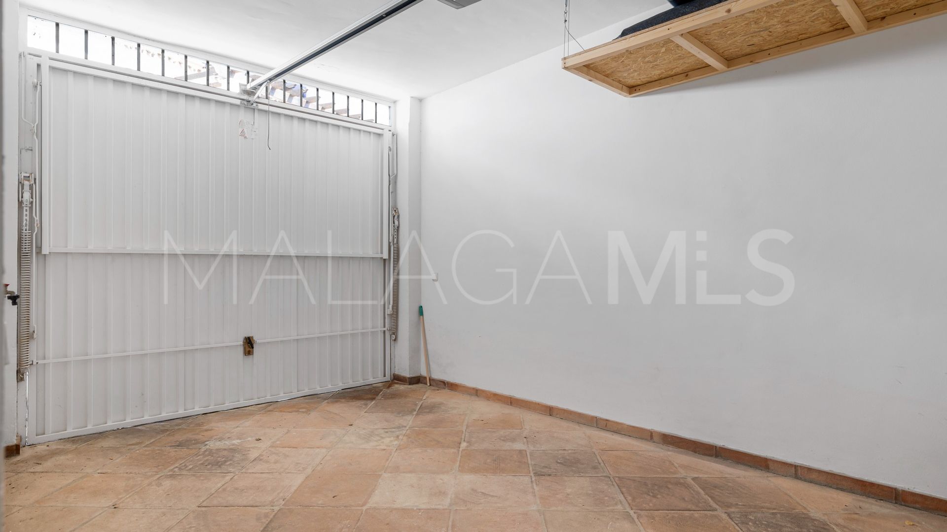 Town house for sale in La Heredia with 5 bedrooms