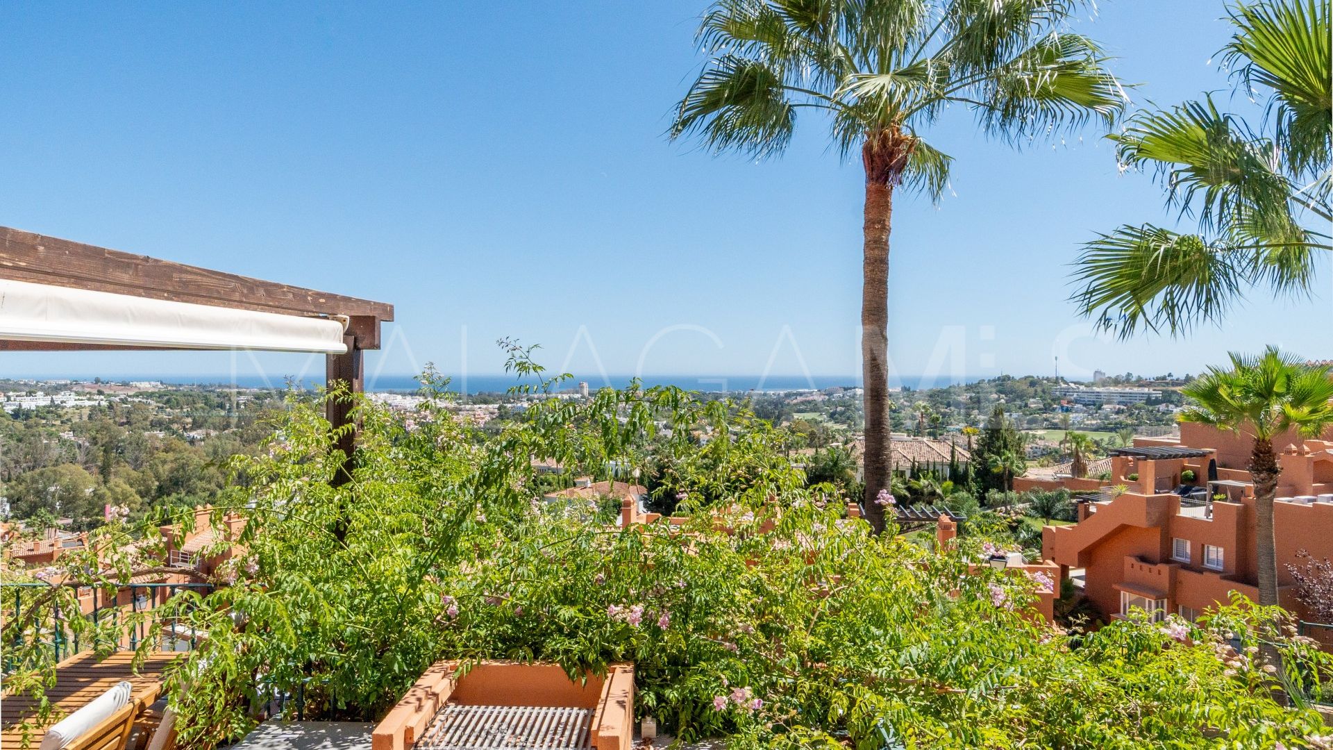 Buy atico duplex with 3 bedrooms in Les Belvederes