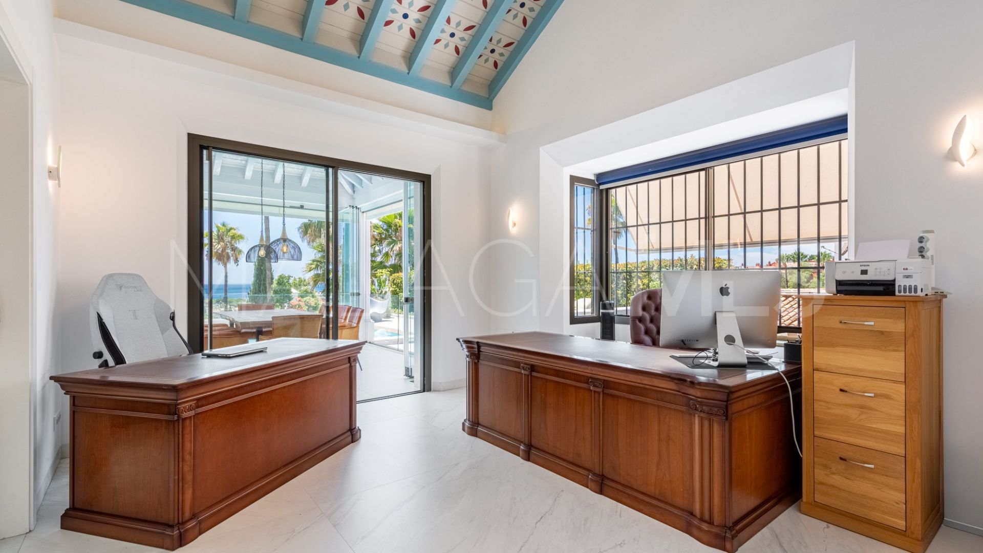 Villa for sale in El Capricho