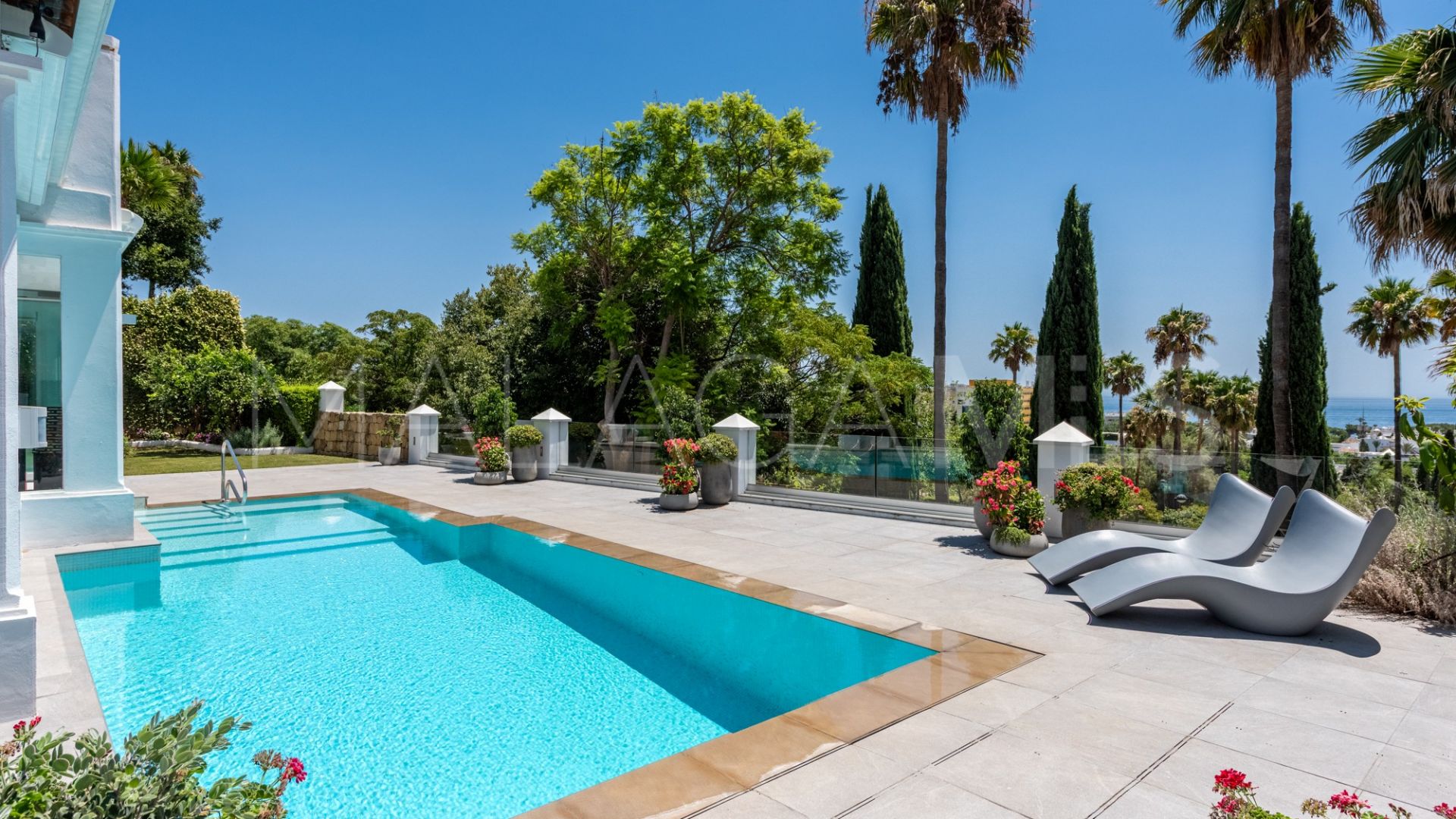 Villa for sale in El Capricho