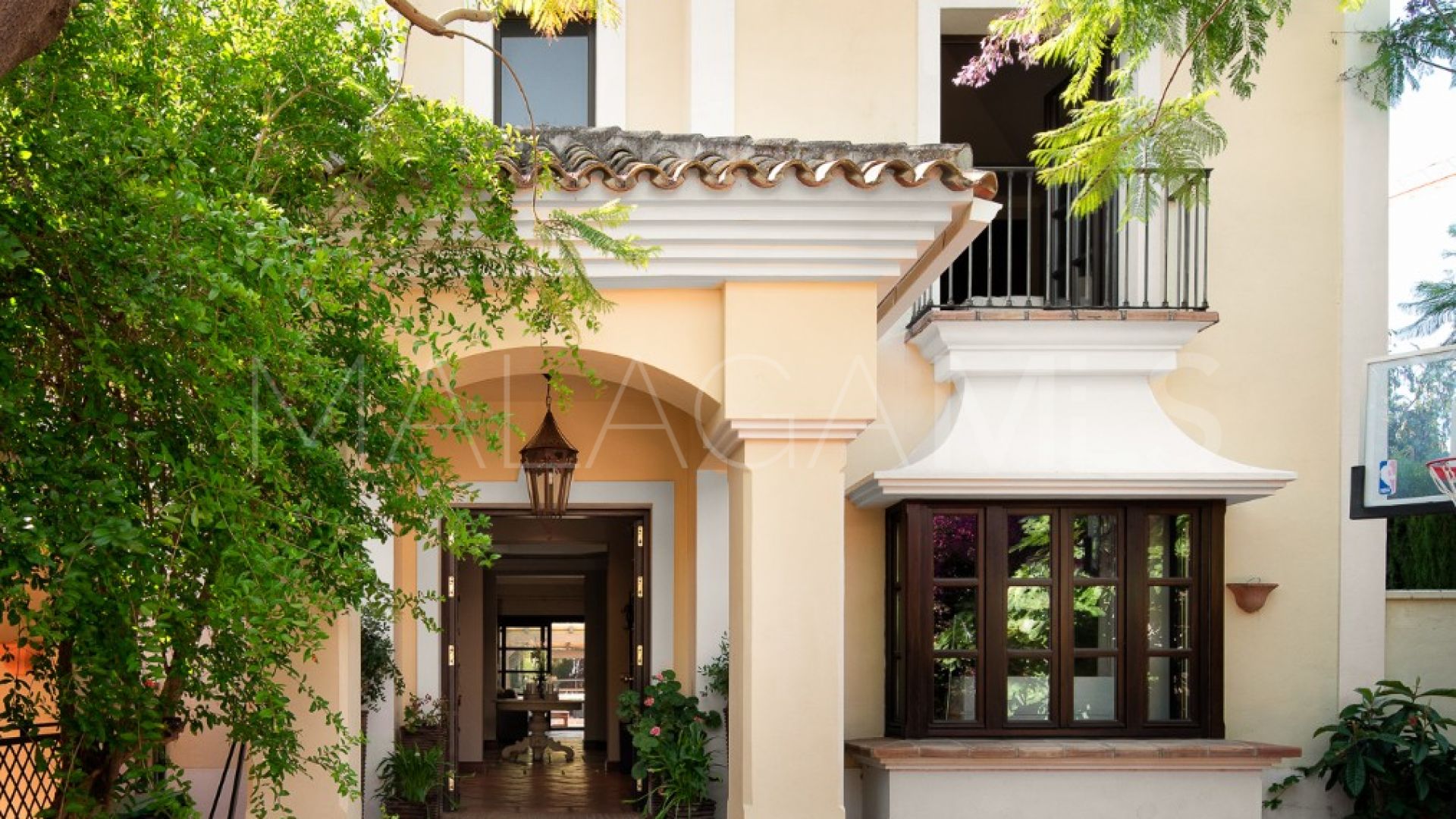Villa for sale in Balcones de Sierra Blanca