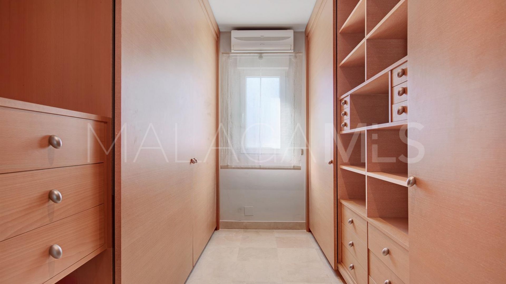 Villa in Guadalmina Baja for sale