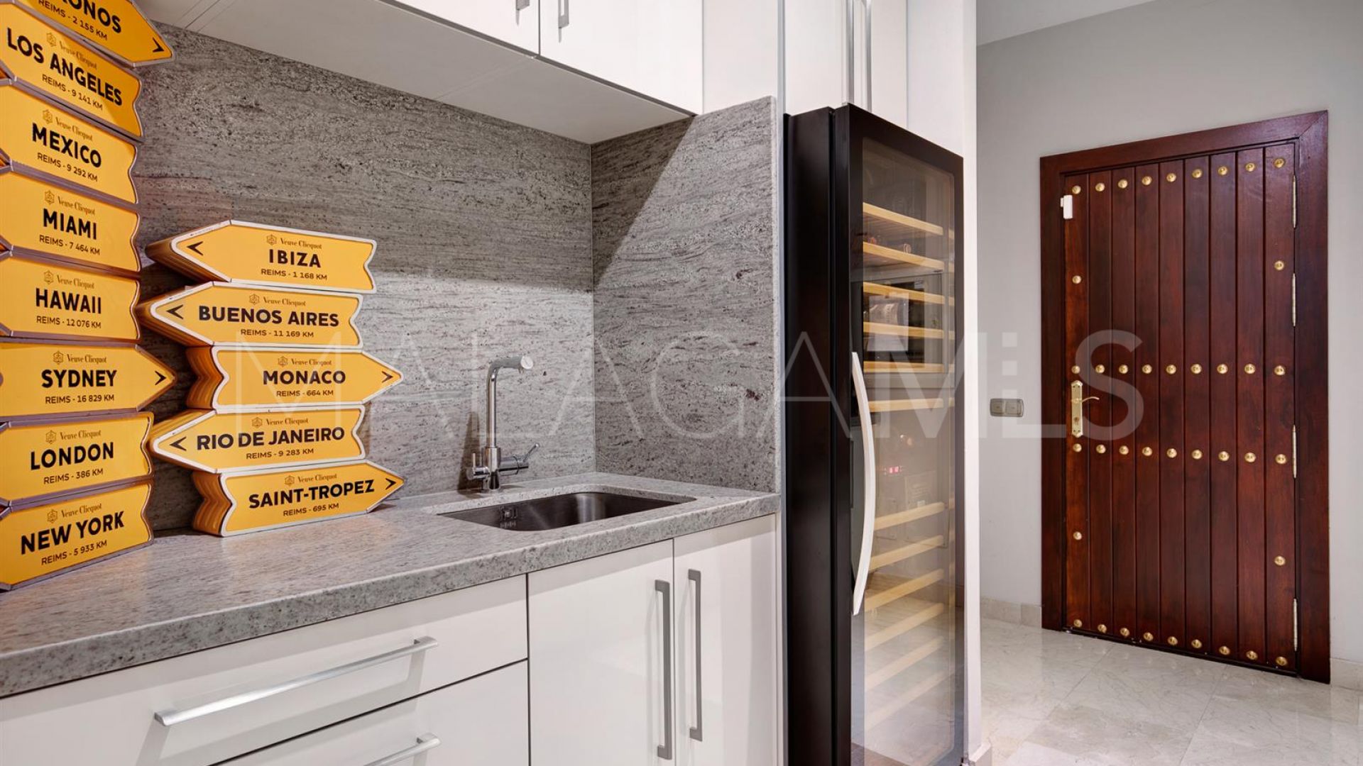 Villa in Guadalmina Baja for sale