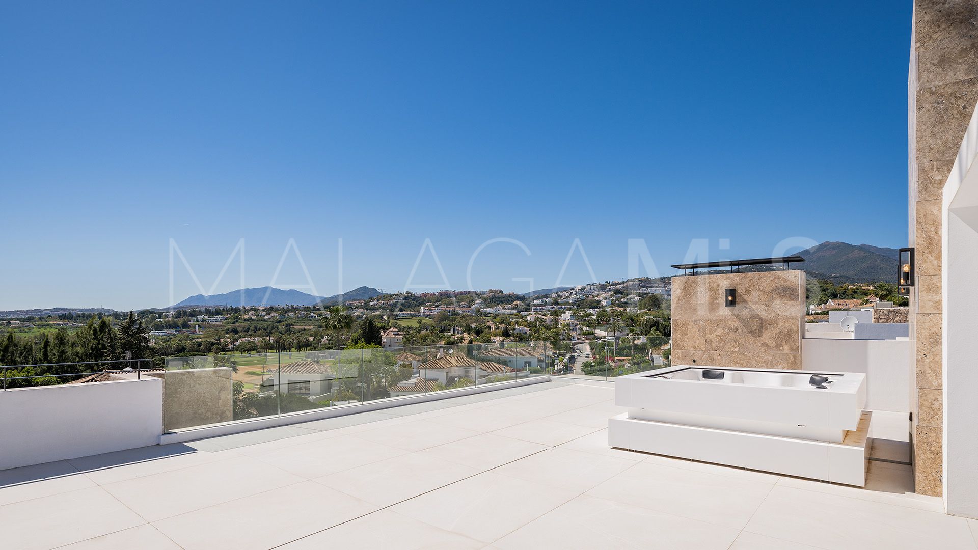 Villa for sale in Los Naranjos
