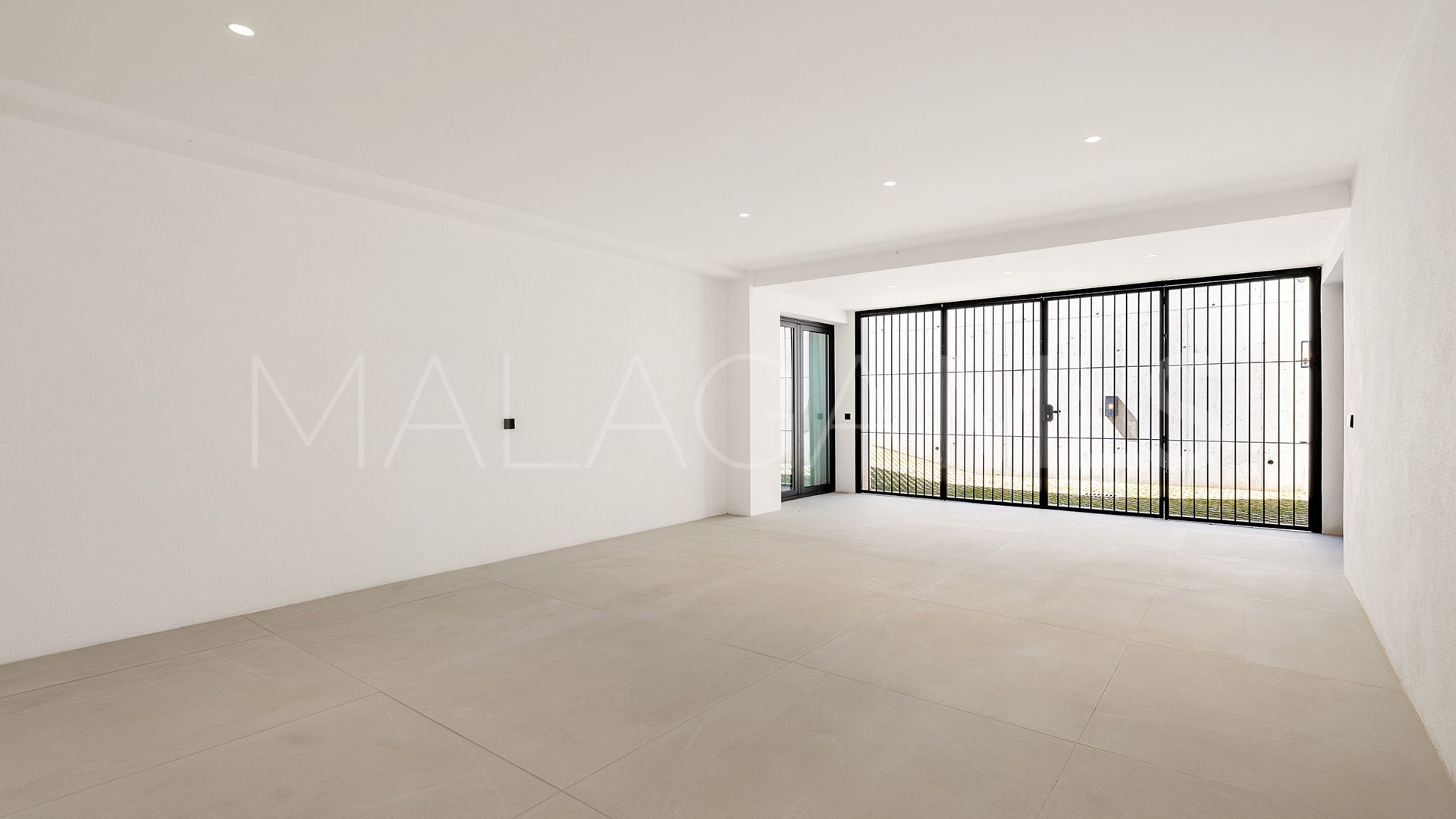 Villa for sale in Los Naranjos