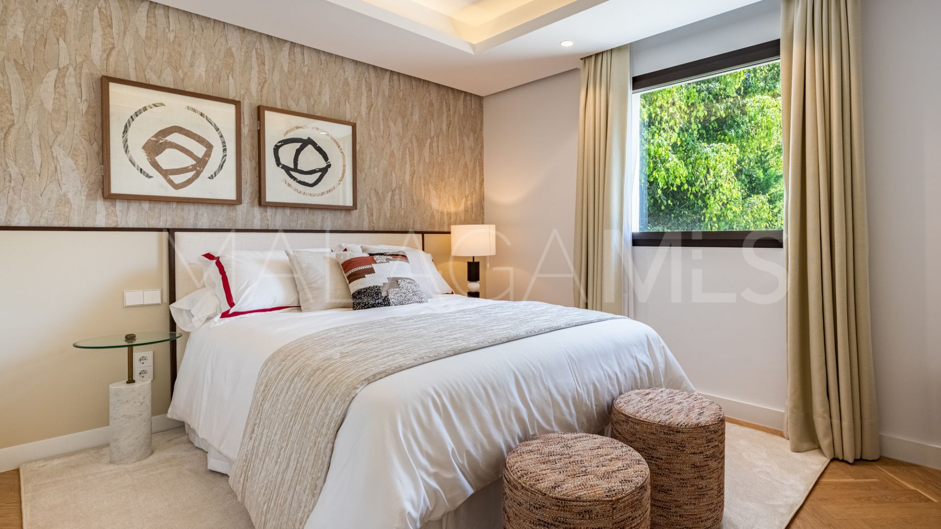 Buy Casasola 6 bedrooms villa